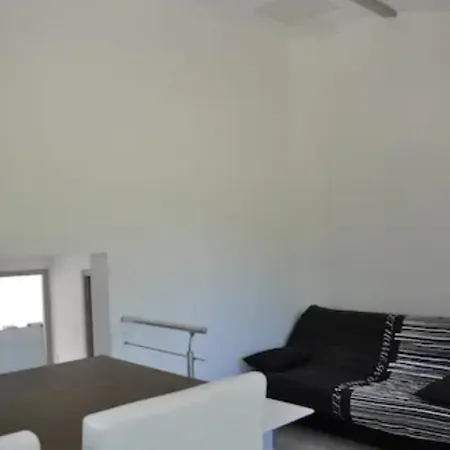 Dans Maison Quercynoise *