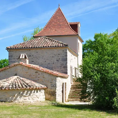 Dans Maison Quercynoise * Vaylats