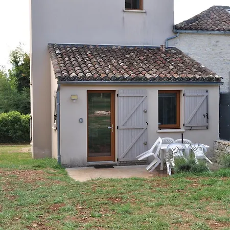 Dans Maison Quercynoise *